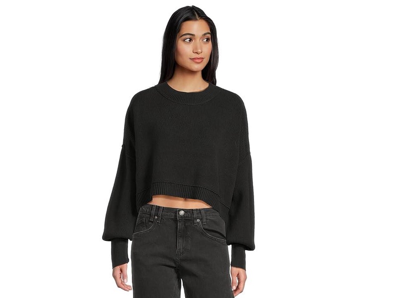 easy street crop sweater in black