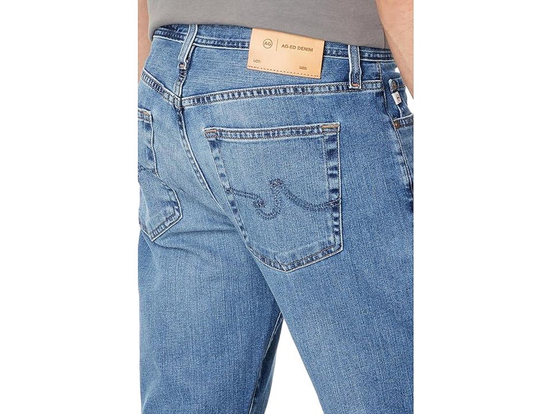 Graduate Tailored Leg Jeans