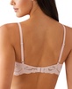 by Wacoal Women's Feeling Famous Wireless Push-Up Bra 956209