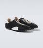 Sprinters drill and leather sneakers