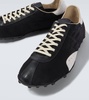 Sprinters drill and leather sneakers