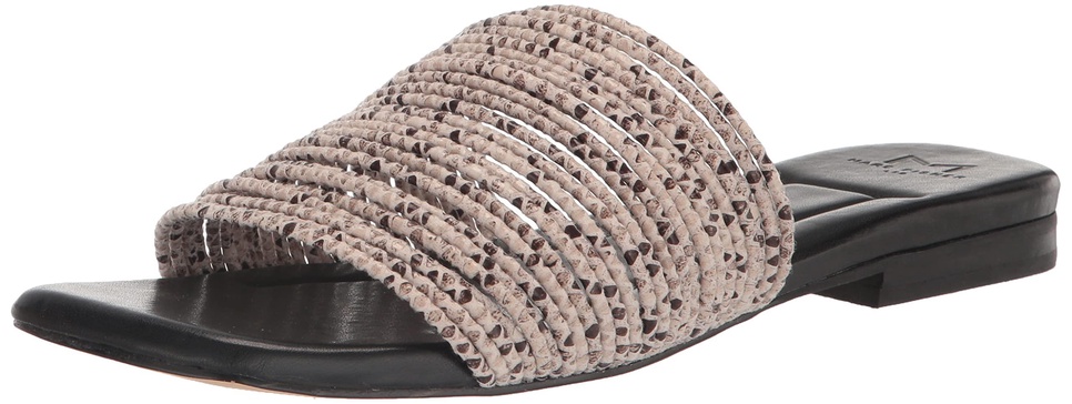 Women's Maddie Flat Sandal, Black 001, 9